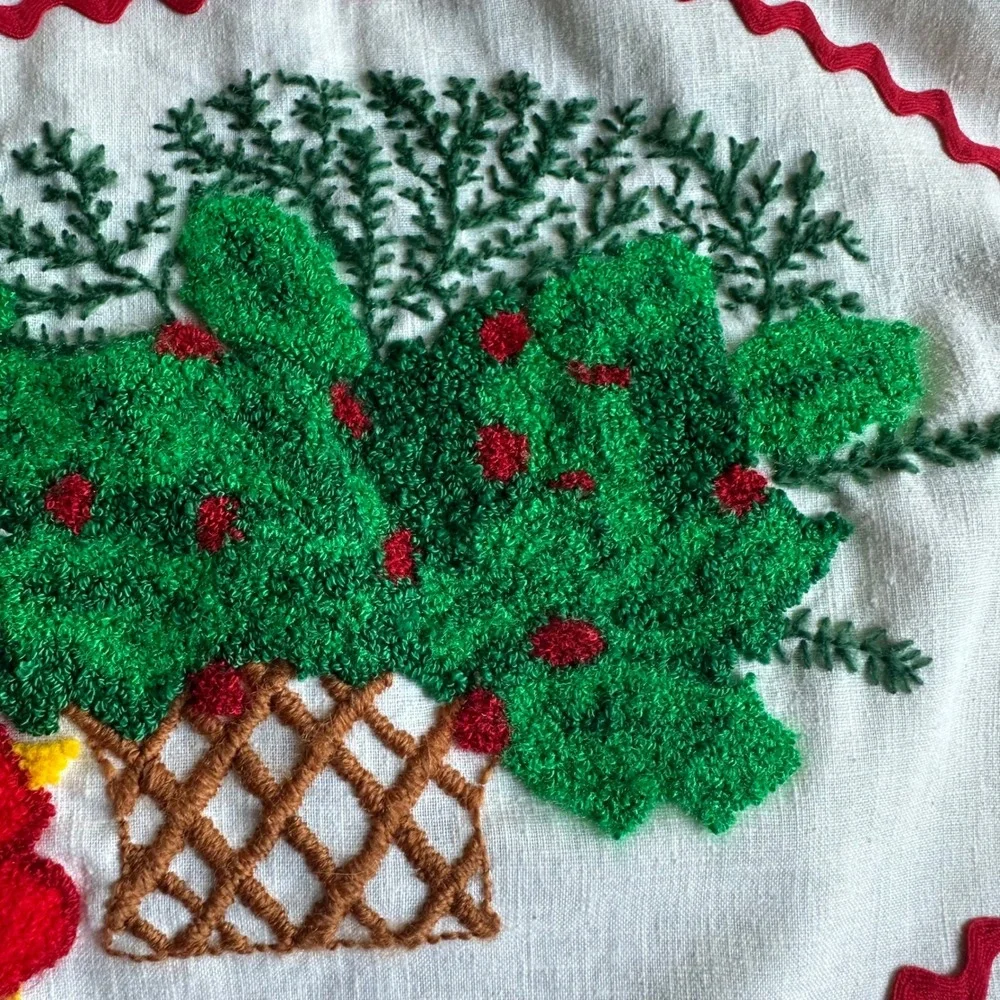 Vintage Christmas Cardinal Bird Embroidered Pillow Case Handmade‎ Holiday Decor